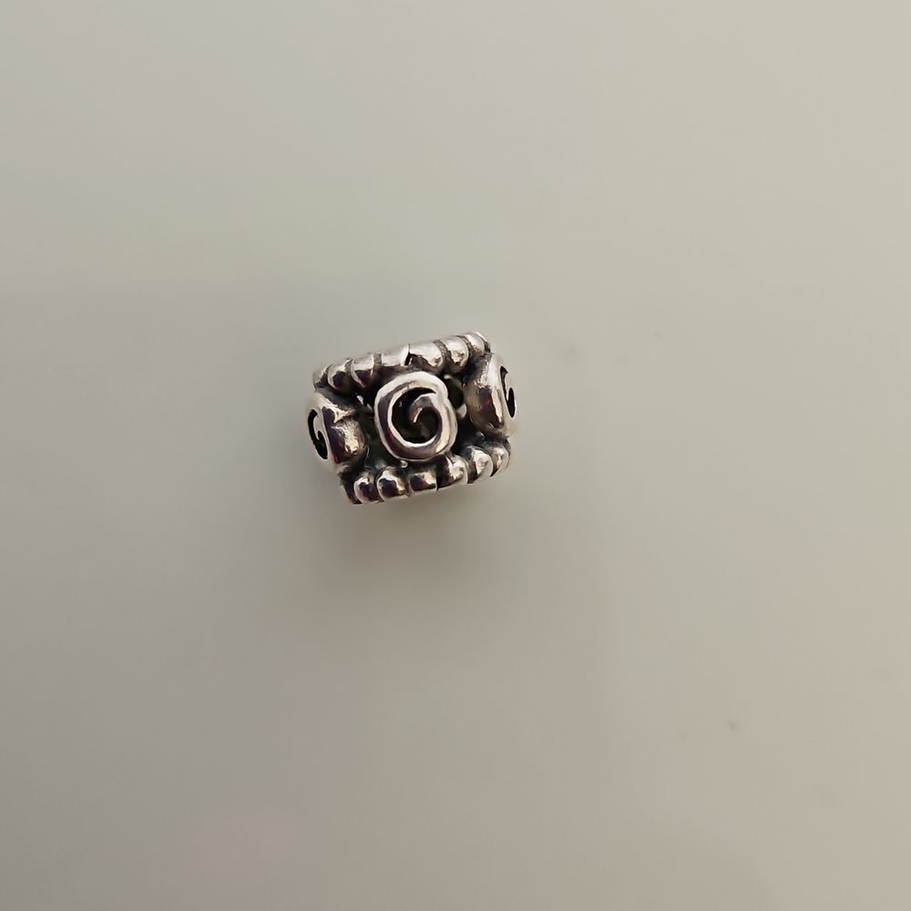 Chamilia Open Work Silver Charm - Picture 6 of 16
